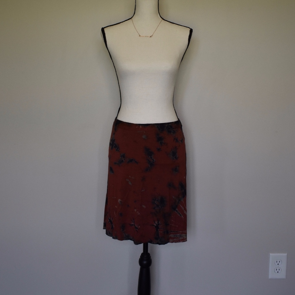 NWOT tie-dyed skirt